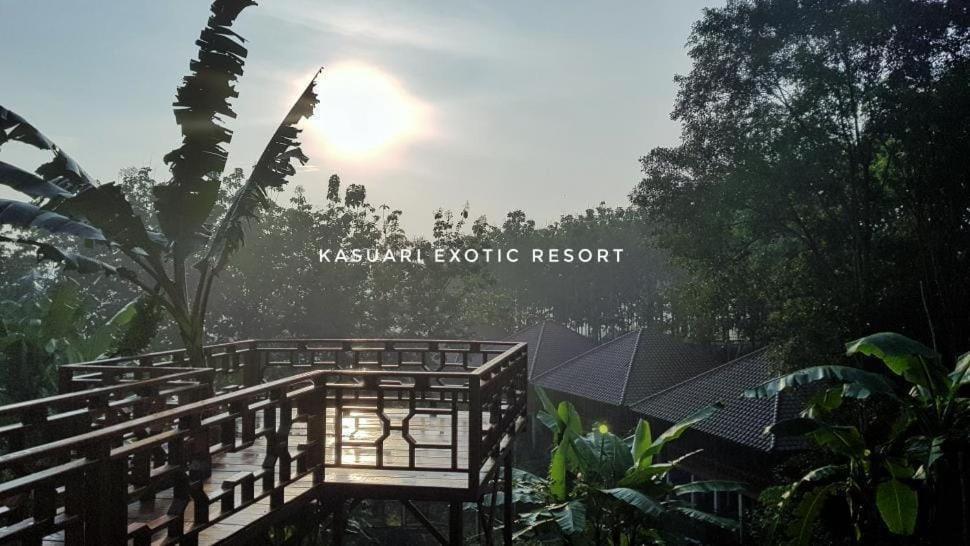 Kasuari Exotic Resort Magelang Exterior photo