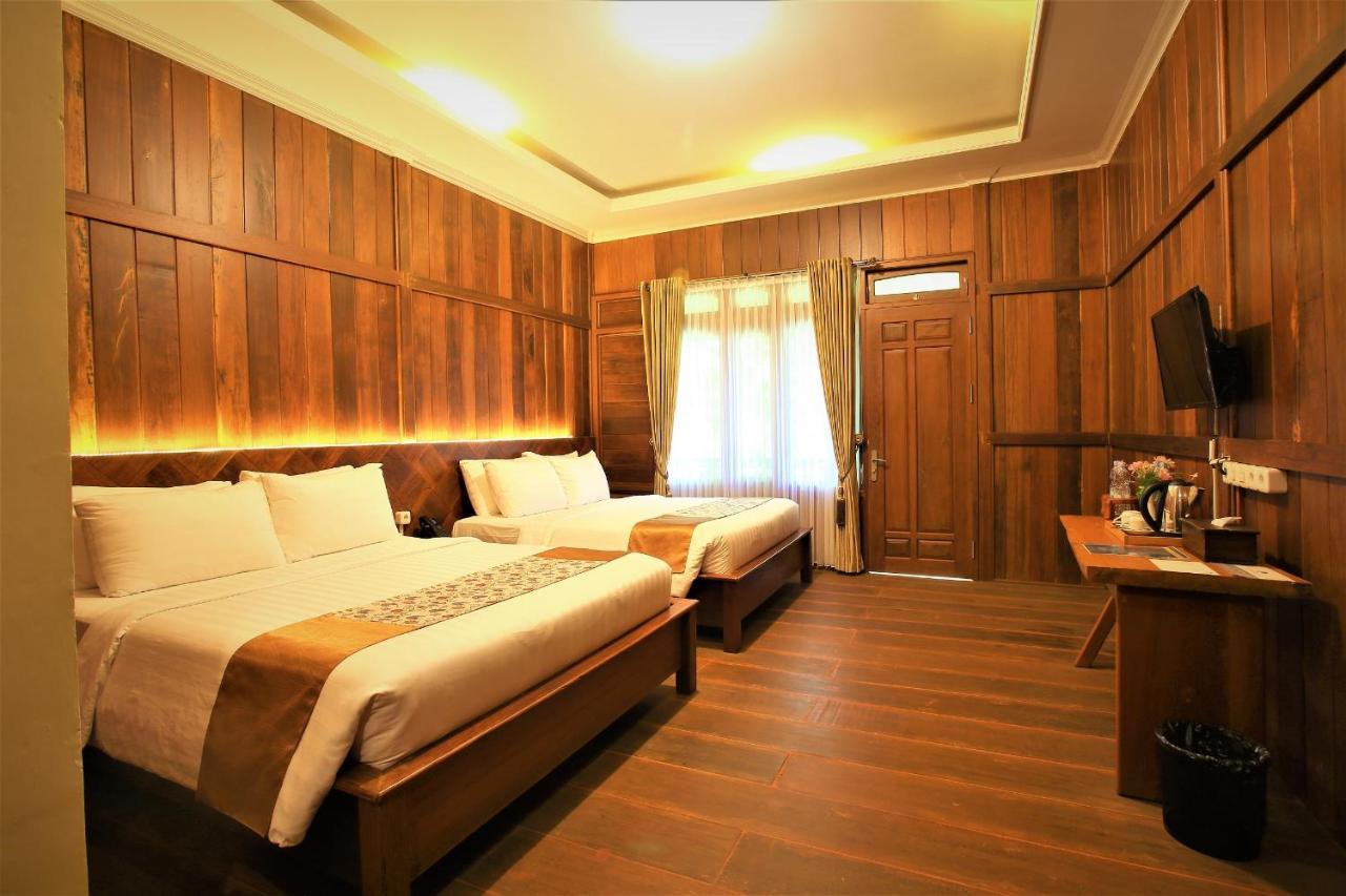 Kasuari Exotic Resort Magelang Exterior photo
